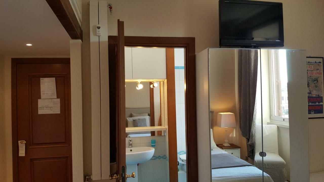 Bed & Breakfast A Casa Di Lia A Roma Eksteriør bilde